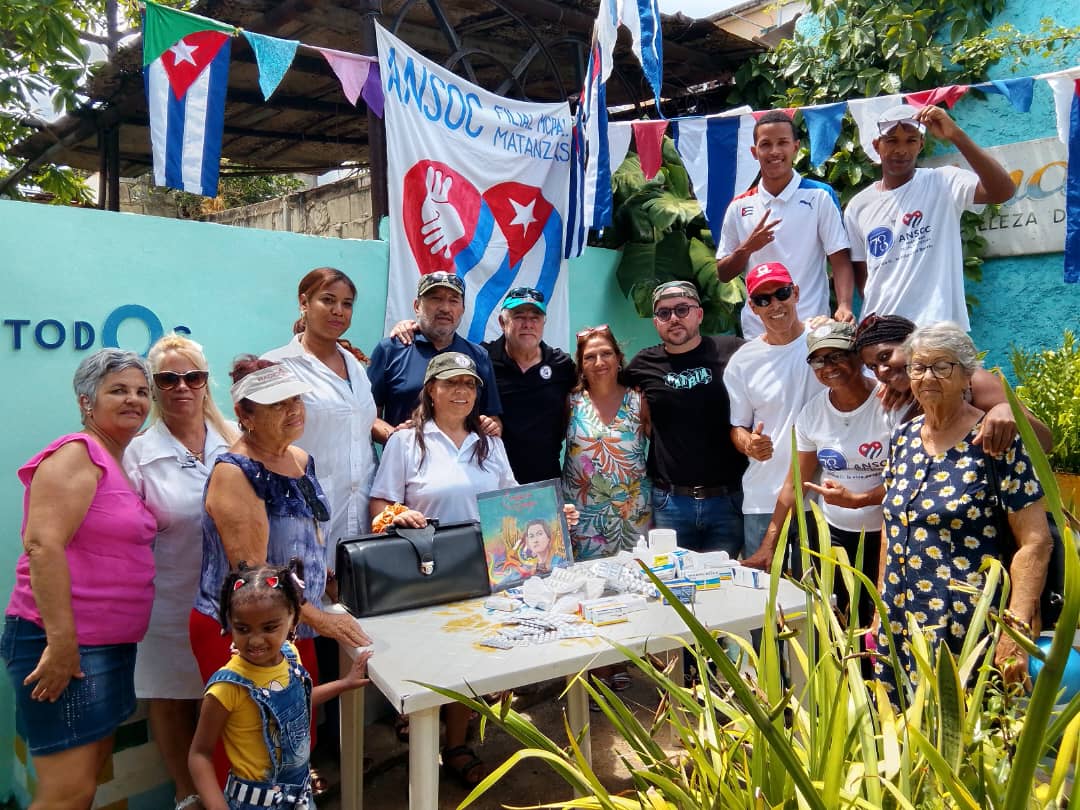 Varsot en actividad comunitaria en Matanzas